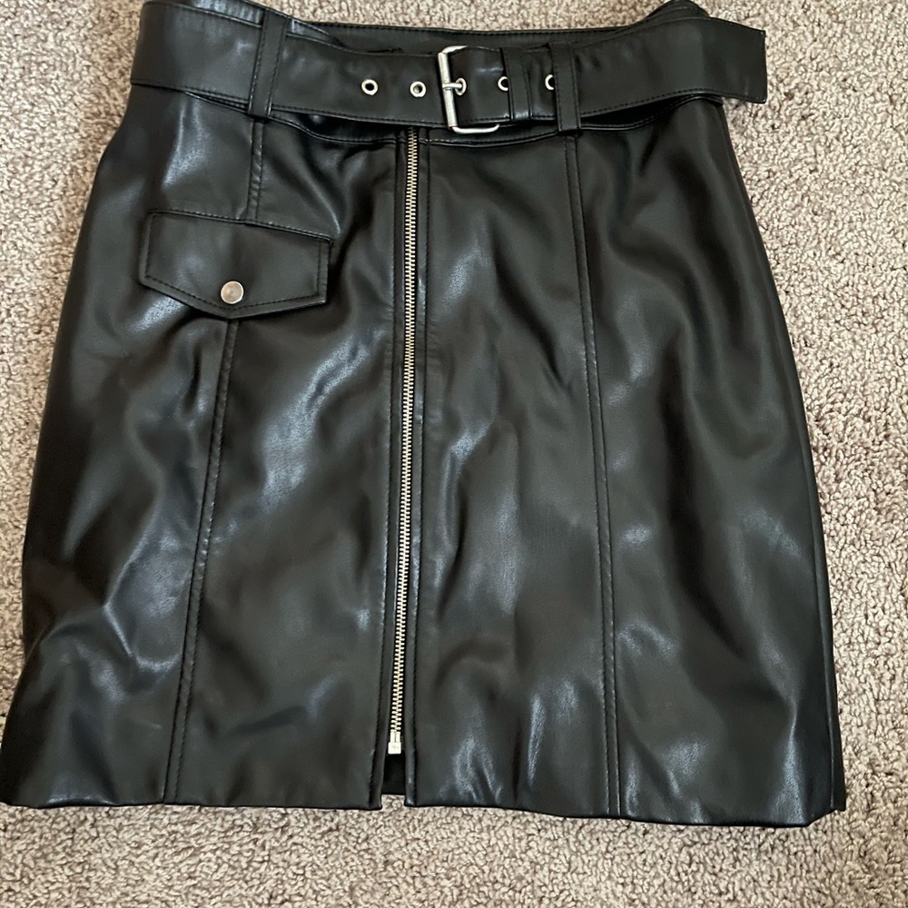 Leather skirt from Asos - Picture 4 of 7